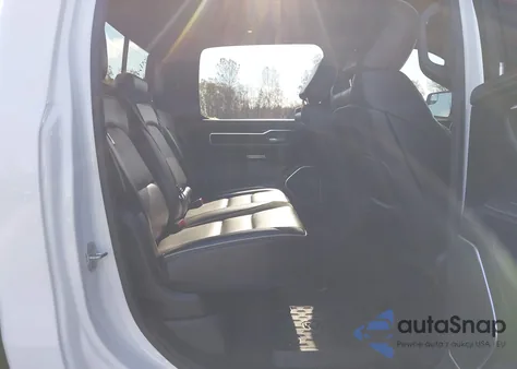 2021 Ram 1500 Laramie 4X4 5'7 Box from USA, damaged, VIN 1C6SRFJT3MN525130